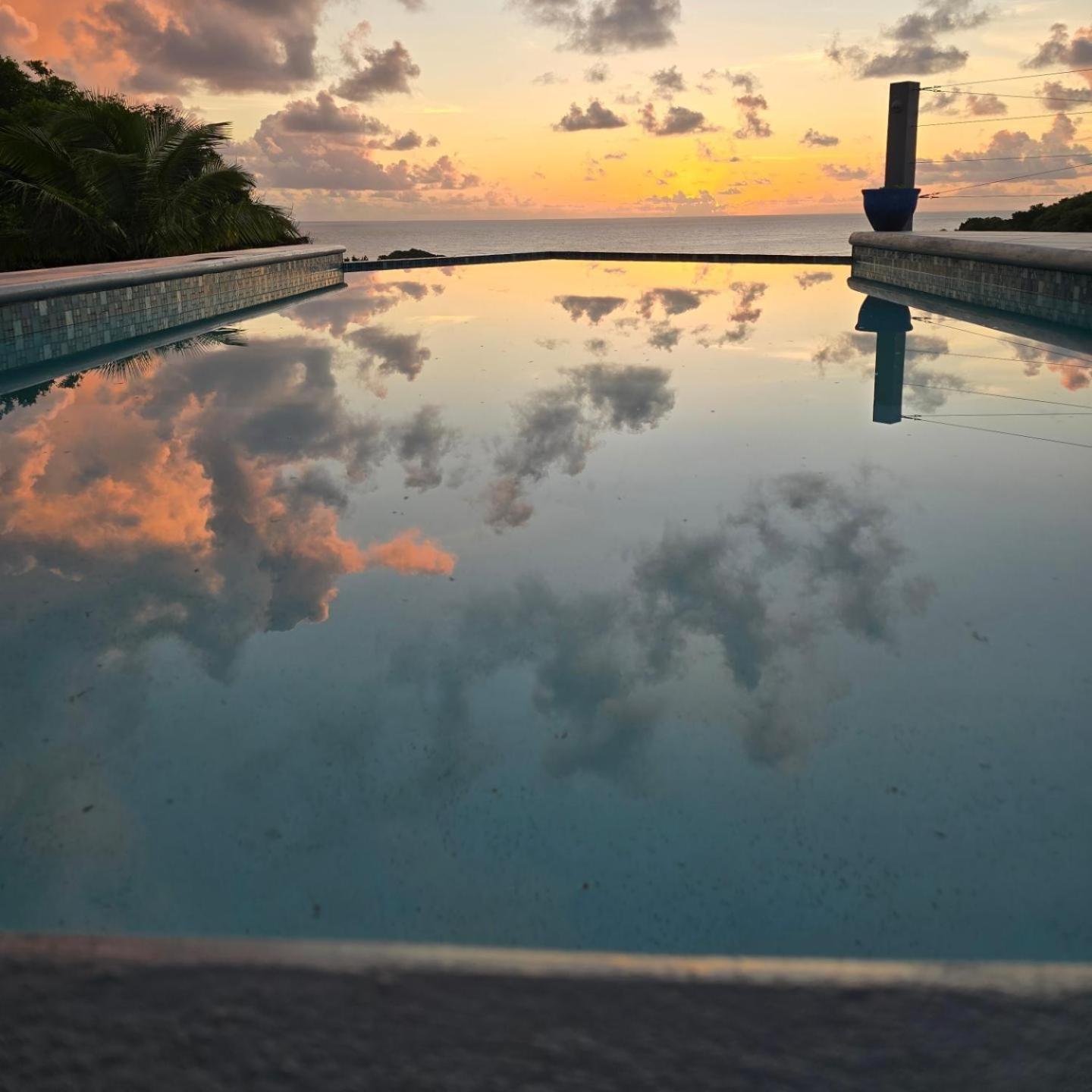 Appartamento Hodges Bay House Calibishie Esterno foto